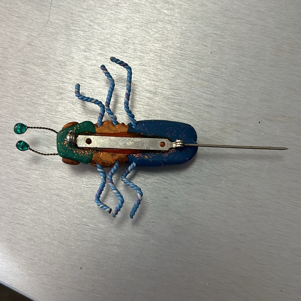 Vintage Insect Brooch - Picture 8 of 12